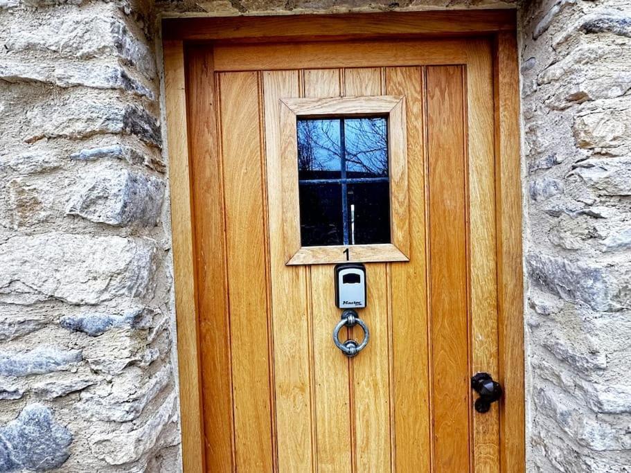 Dove House Cottages - No 1 オックスフォード エクステリア 写真