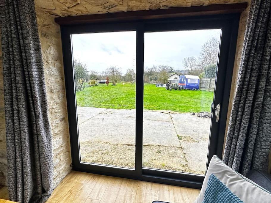 Dove House Cottages - No 1 オックスフォード エクステリア 写真