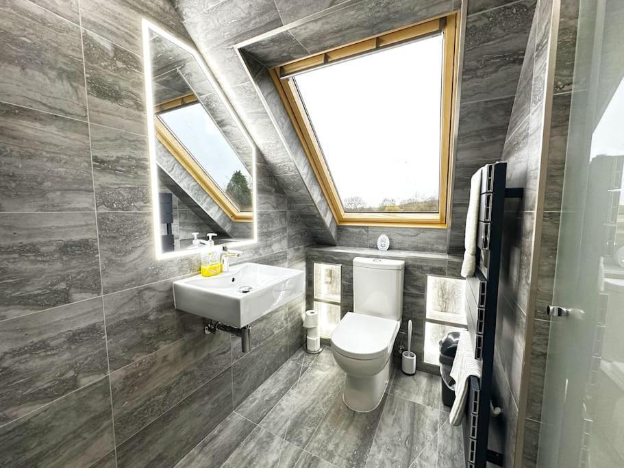 Dove House Cottages - No 1 オックスフォード エクステリア 写真
